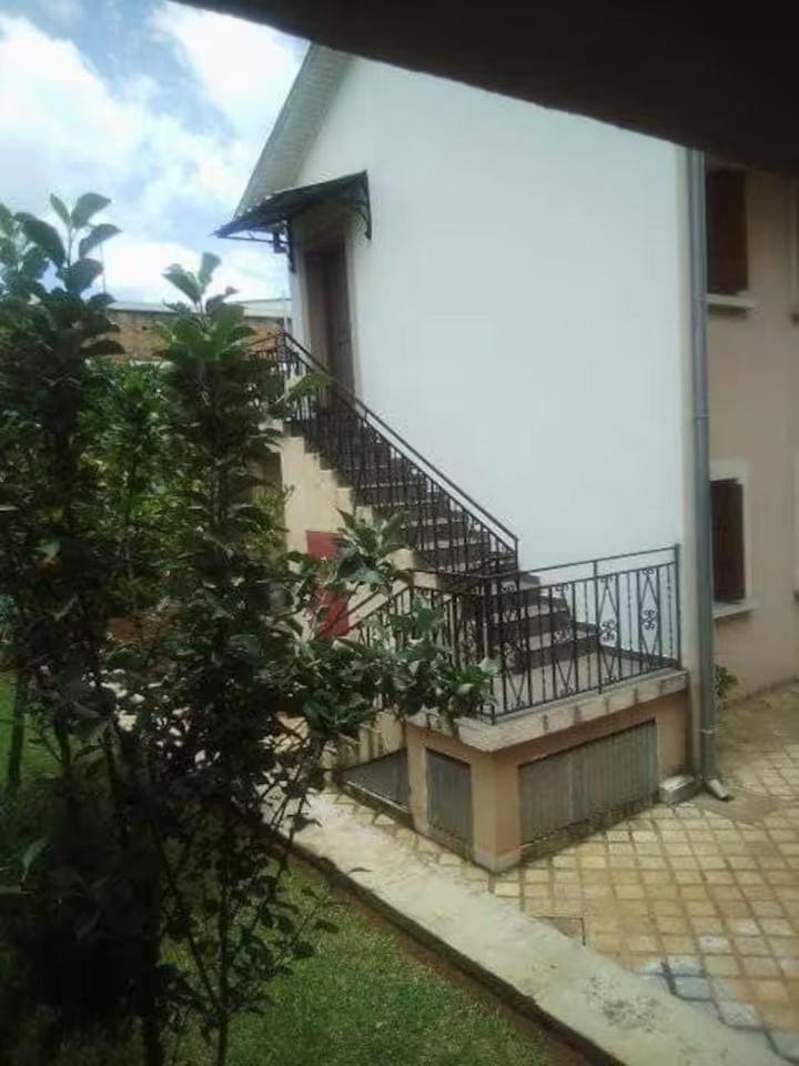 Herifanja Appart Et Salama Appart Apartment Antsirabe Exterior foto